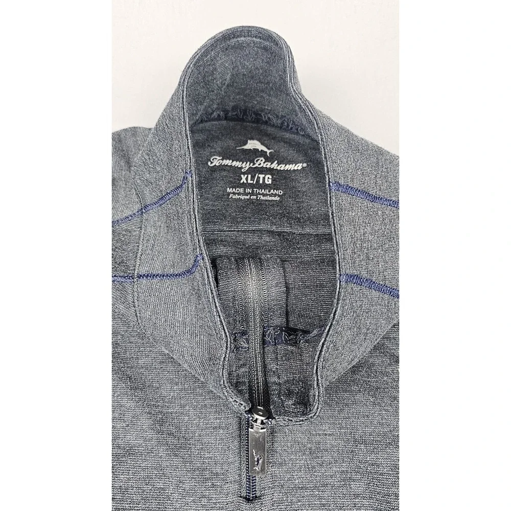 Tommy Bahama Michigan Wolverines Pullover Mens XL Gray Qt Zip Long Sleeve‎